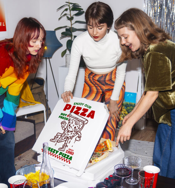 graduations pouch pizza purchase game zippergitsfh